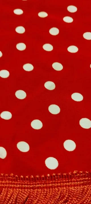 Mantoncillo Flamenco Rojo con Flecos