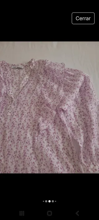 Blusa Zara flores blanca talla XS