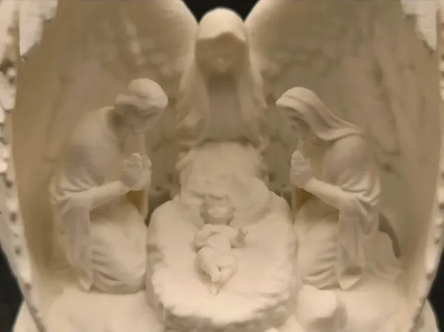 Belén iluminado con figuras