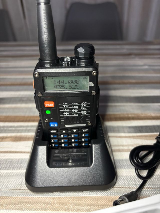 Walkie Talkie Baofeng MK