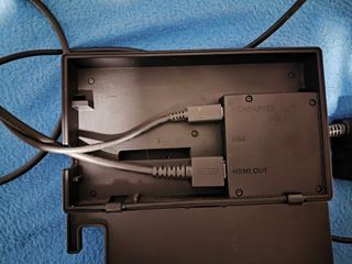 Nintendo Switch 1 V2 con funda y dock