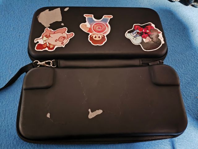 Nintendo Switch 1 V2 con funda y dock