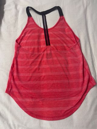 Camiseta Nike DRI-FIT, como nueva