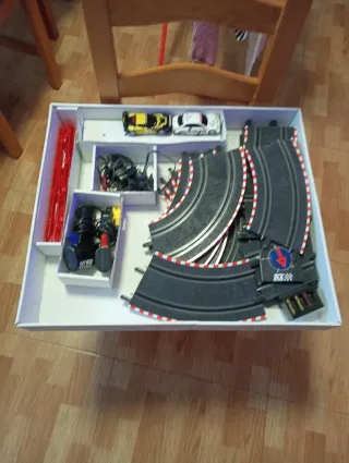 Scalextric Compact Fire Wheels 1:43