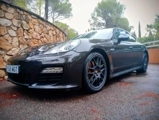 Porsche Panamera 2012. Teléfono 610810576