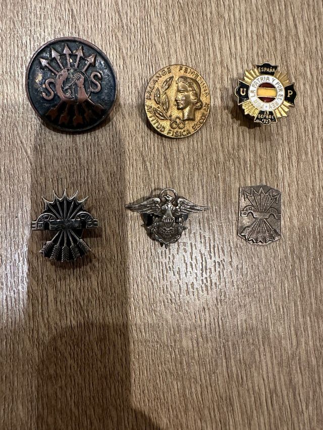 Lotto di 6 vecchie insegne della Falange