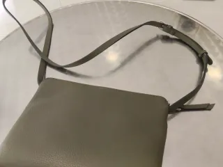 Bolso Parfois verde 24x18 cm