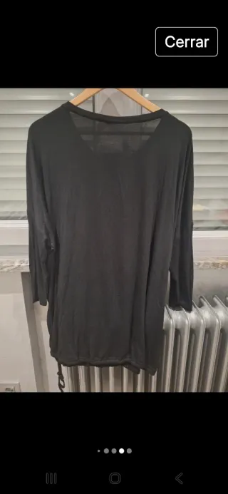 Camiseta Negra con Estampado Dorado Talla 5XL