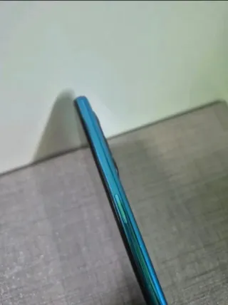 Oppo Find X3 Lite + Caricabatterie e Regali