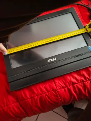 MSI All-in-One PC con tastiera