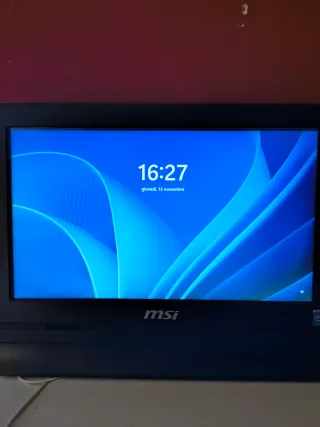MSI All-in-One PC con tastiera