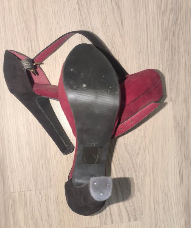 Tacones con plataforma número 39, piel de ante