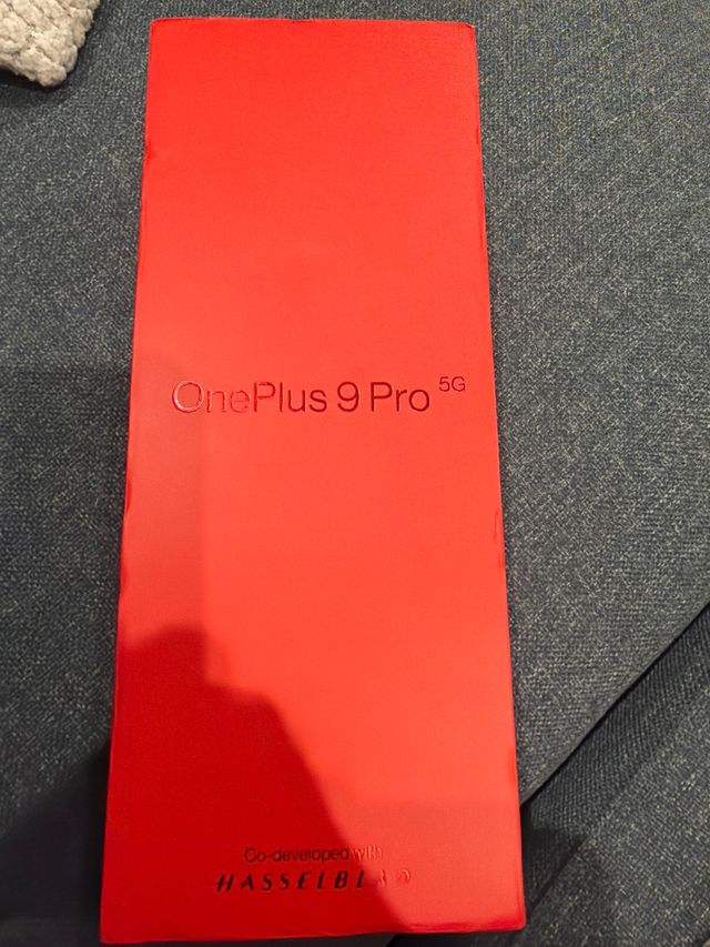 OnePlus 9 Pro 5G Smartphone