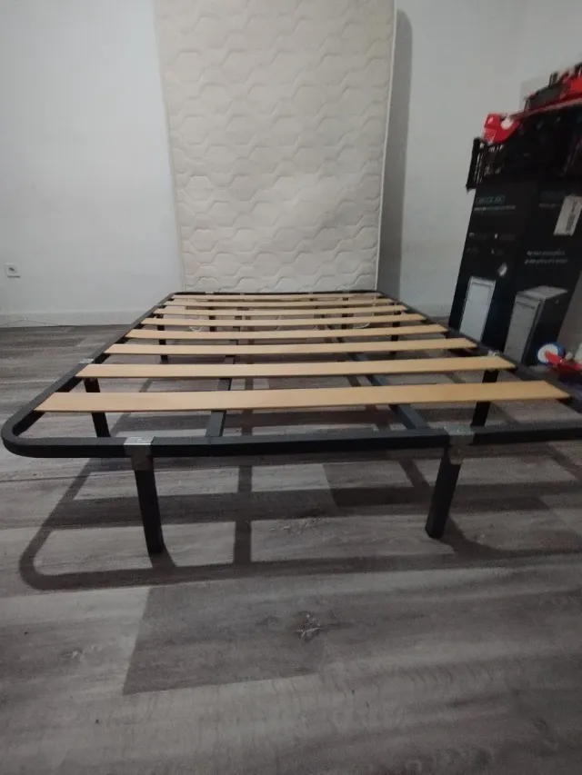 Somier metálico con lamas de madera