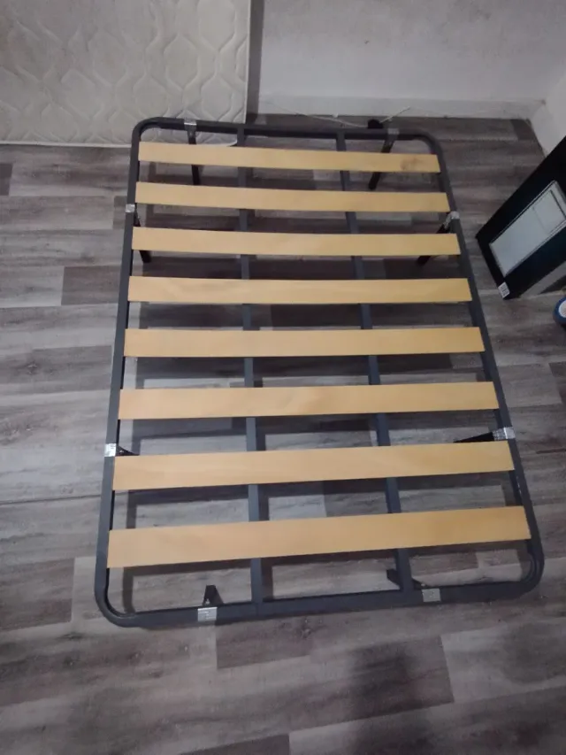 Somier metálico con lamas de madera