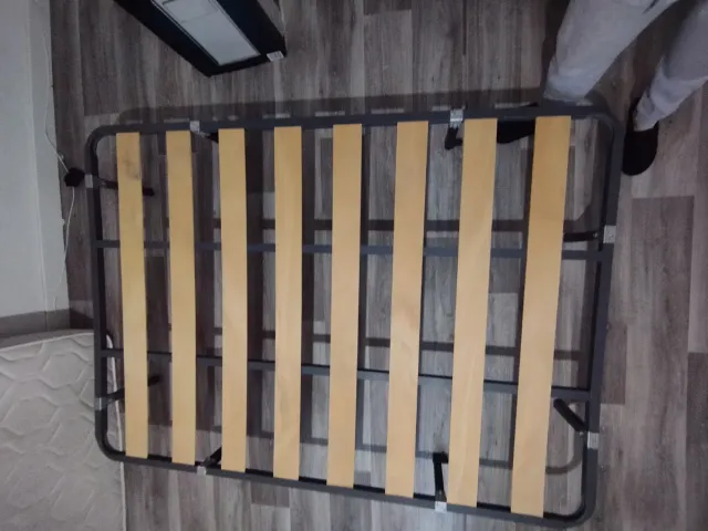 Somier metálico con lamas de madera