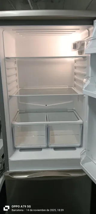 NEVERA COMBI INDESIT FREEZER ENERGÍA A+