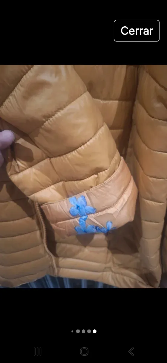 Cazadora Camel Talla 42 con Flores Azules