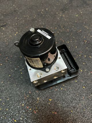 Módulo ABS BMW Serie 3 E90 E91 E92 E93
