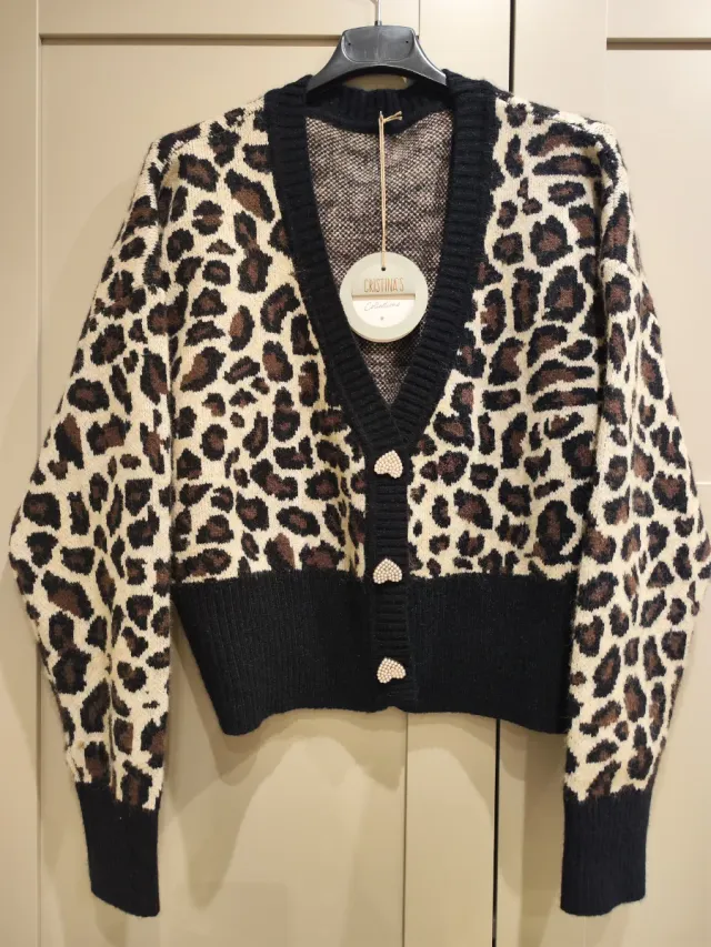 Chaqueta punto estampado leopardo