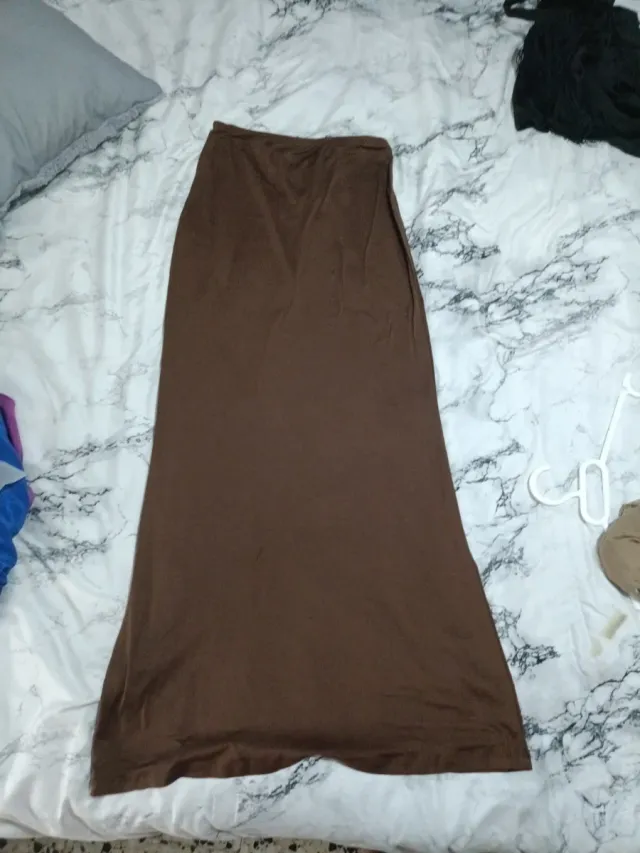 Falda larga marrón