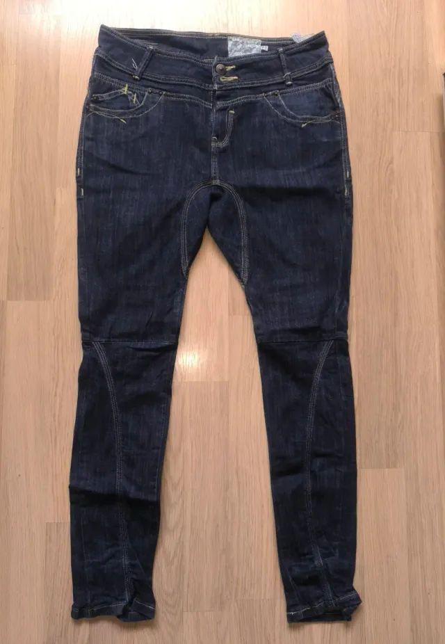 Pantalón vaquero Bershka mujer talla 40