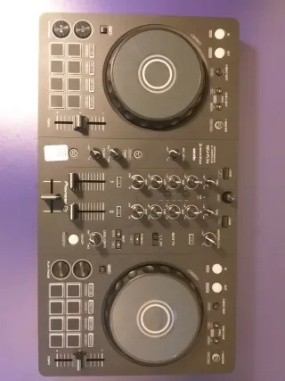 Controlador DJPioneer DDJ-FLX4 NUEVO (2025)+Extra