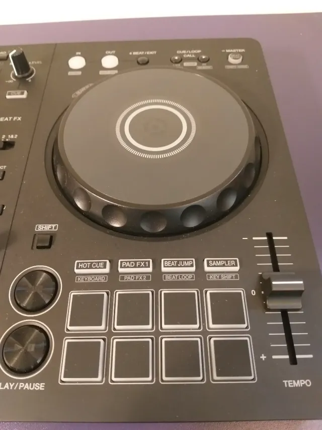 Controlador DJPioneer DDJ-FLX4 NUEVO (2025)+Extra