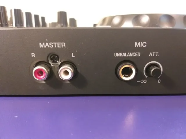 Controlador DJPioneer DDJ-FLX4 NUEVO (2025)+Extra