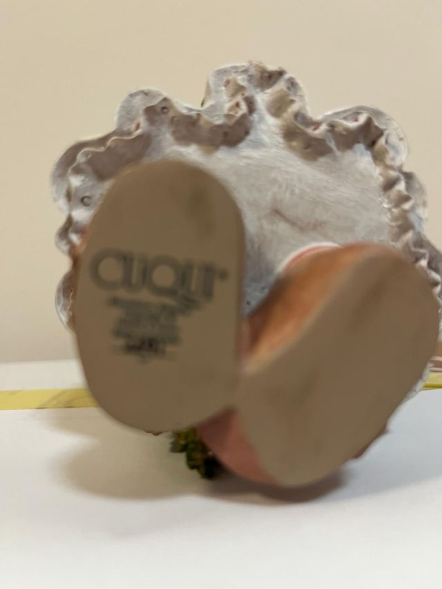 Muñeca Colección Cuqui con flores 15cm