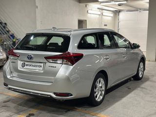 Toyota Auris Touring Sports Híbrido Automático
