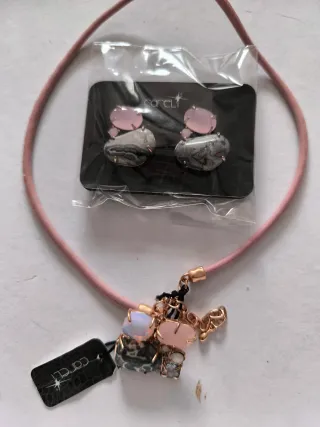 Collar y pendientes Careli