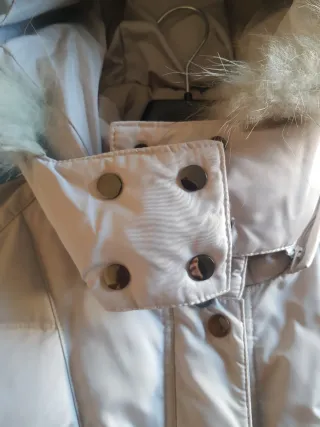 Piumino lungo ghiaccio con cappuccio