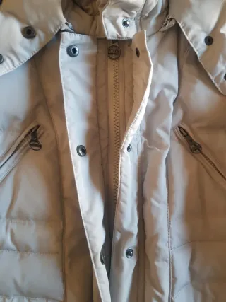 Piumino lungo ghiaccio con cappuccio