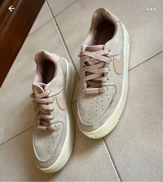 Nike Air Force 1 Beige/Rosa Suede