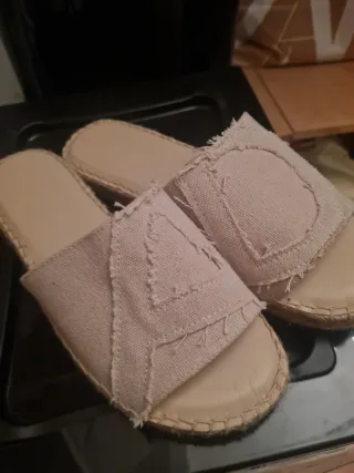 Sandalias Adolfo Dominguez Beige Sin estrenar