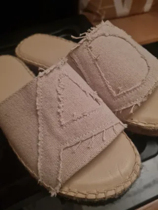 Sandalias Adolfo Dominguez Beige Sin estrenar