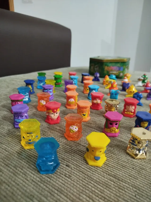 Lote Abatons, Kobots y Star Monster