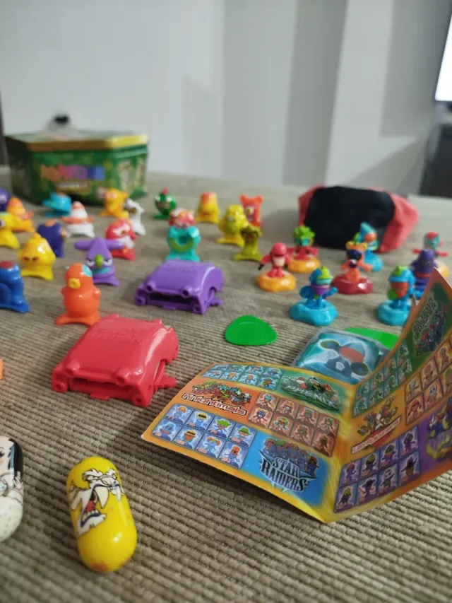 Lote Abatons, Kobots y Star Monster