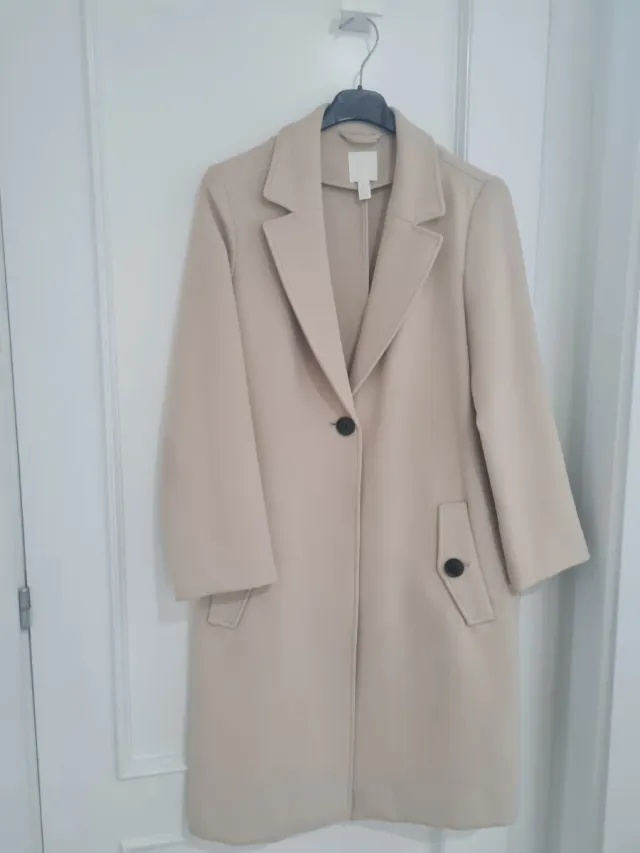 Abrigo H&M Beige