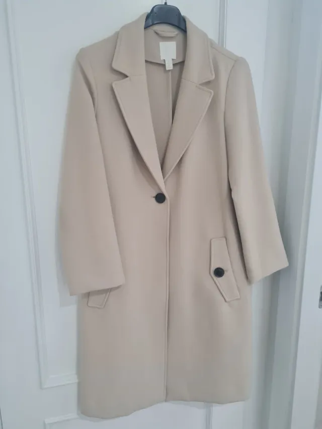 Abrigo H&M Beige