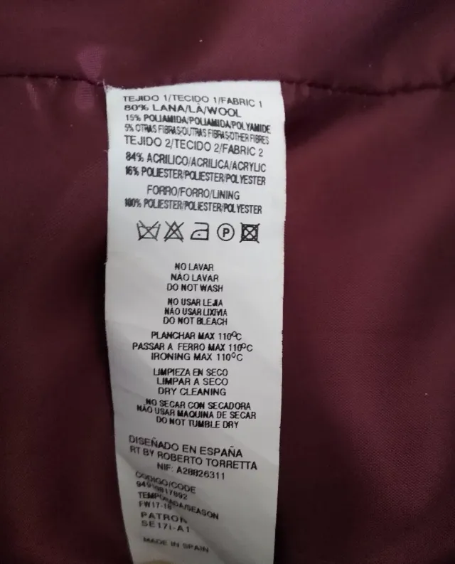 Talla 40. ROBERTO TORRETTA Abrigo con Capucha