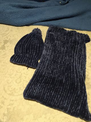 Conjunto Gorro y Bufanda Azul