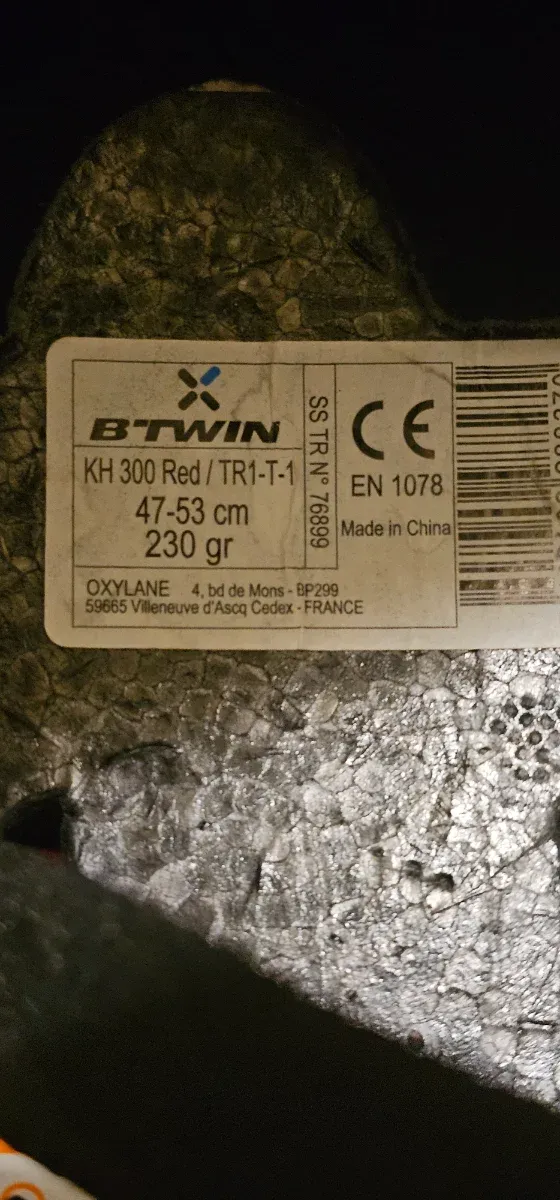 Casco de bicicleta infantil rojo