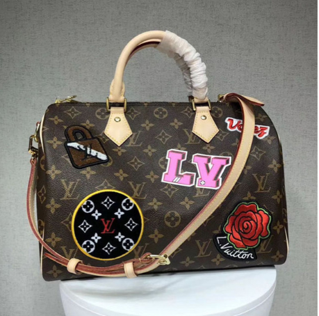 Bolso de mujer con parches