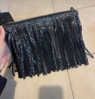 Pochette Valentina Giorgi nera con frange