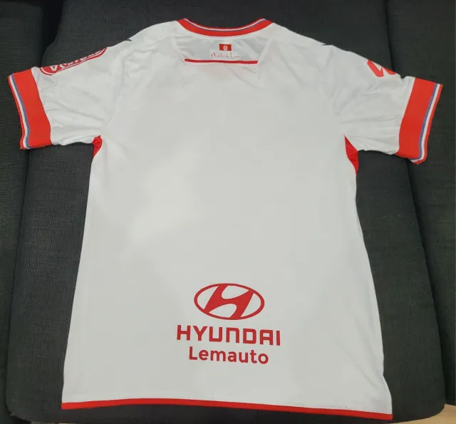 Camiseta Cultural Leonesa Macron Talla M