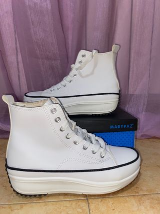 Zapatillas estilo Converse