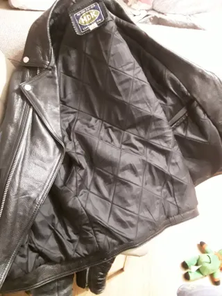 Cazadora de cuero MDK negra