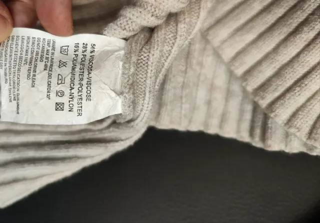 Jersey cuello alto beige talla única